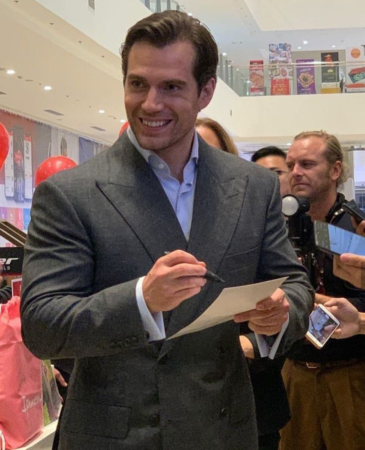 Henry Cavill